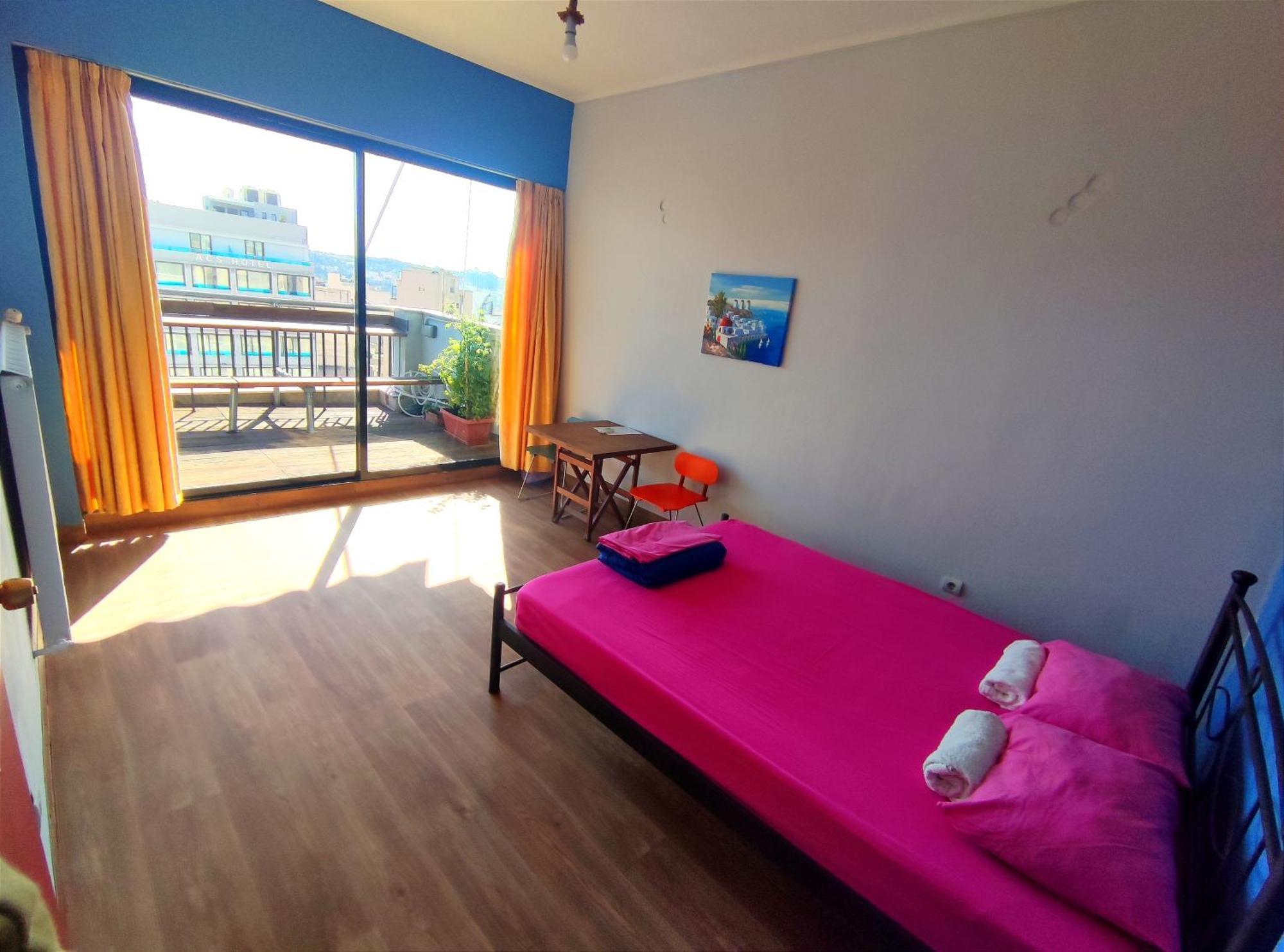 Homestay Sleepeasy Athens